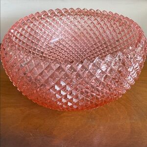 Vtg Pink Diamond-Cut depression ware Glass Bowl. Anchor Hocking. Not chips